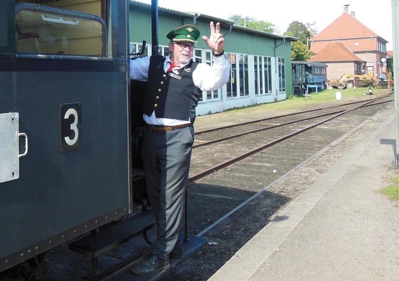 freundlicher Schaffner